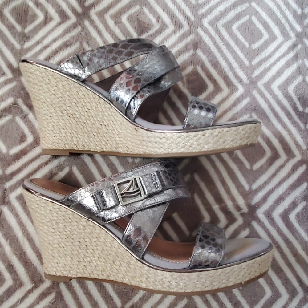 Sperry wedge espadrilles